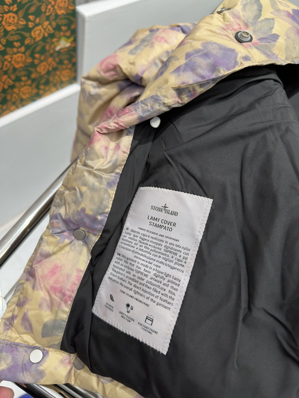 ハイクオリティダウンジャケット全体デザイン